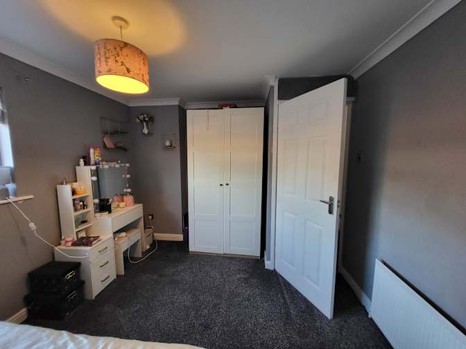 Carmen's room