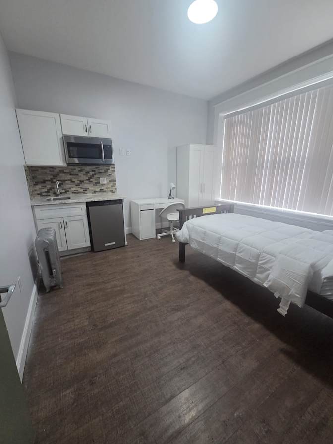Ken Patel's room