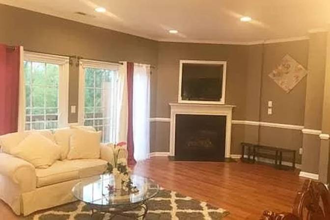 Alcove Rooms's room