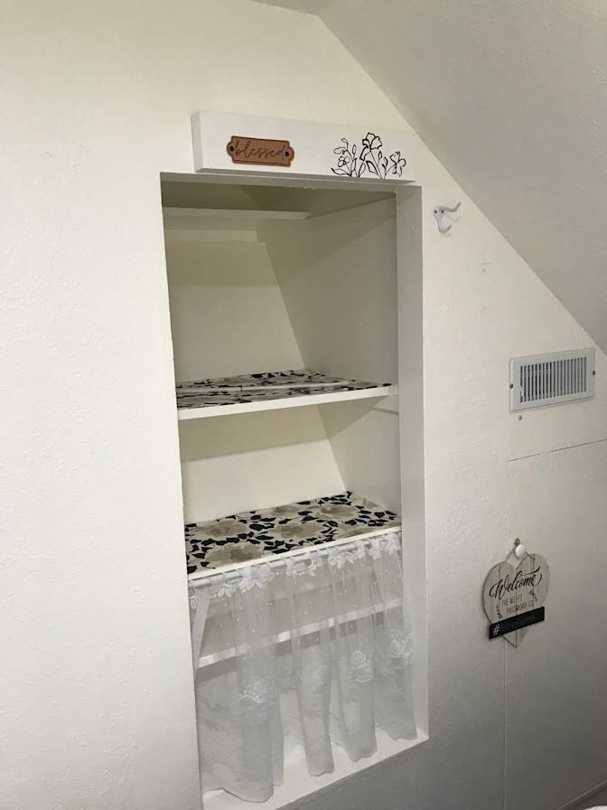 Eddie's room