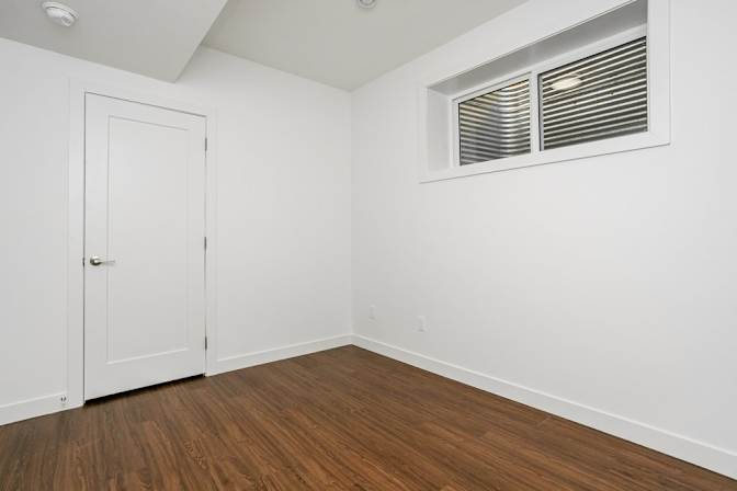 71 Avenue NW - Photo 2