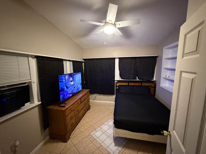 Manchester Team LLC's room