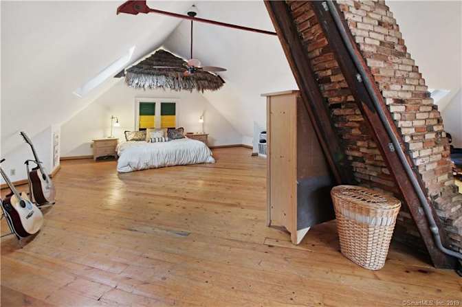 D. William's room