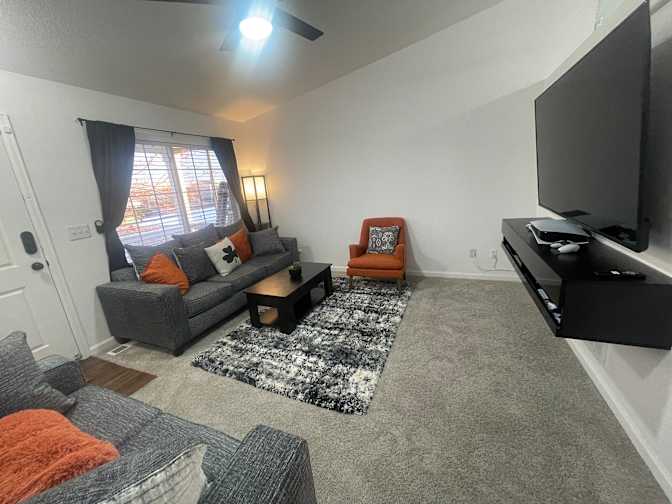 Guess's room