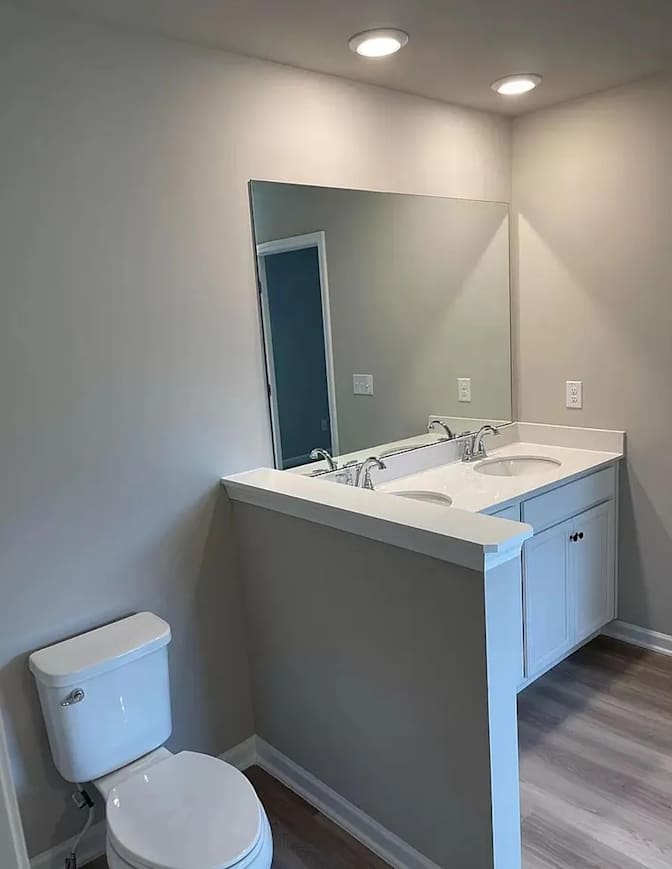 Alcove Rooms's room