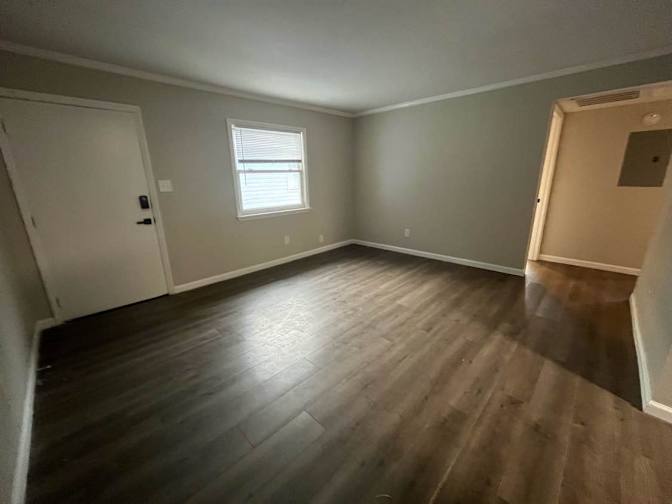 Alcove Rooms's room