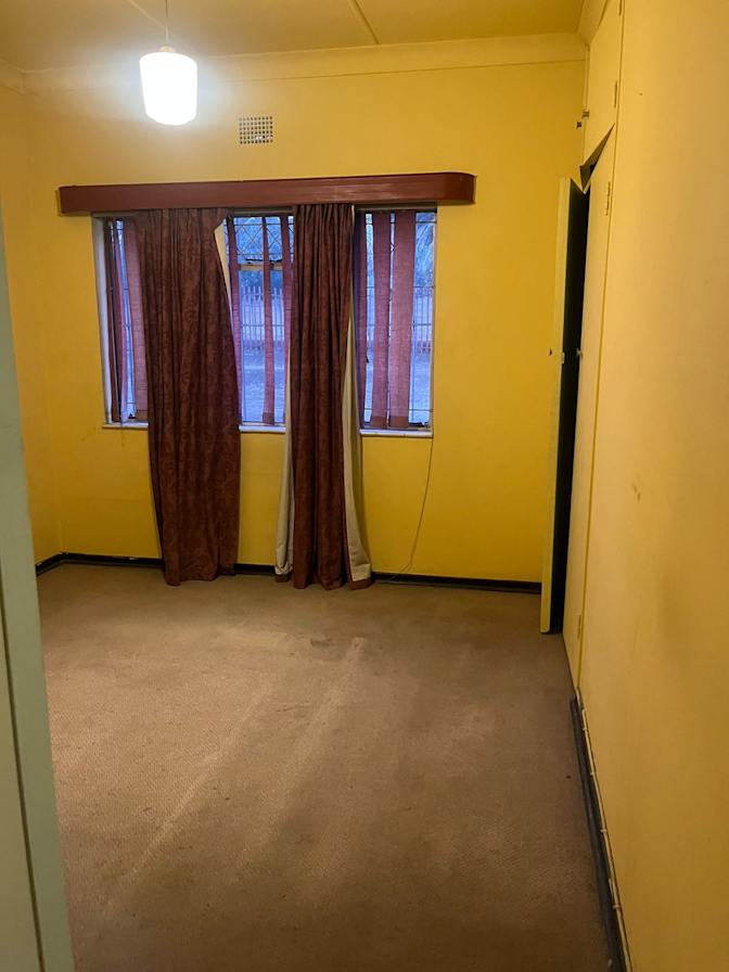 Phellella's room