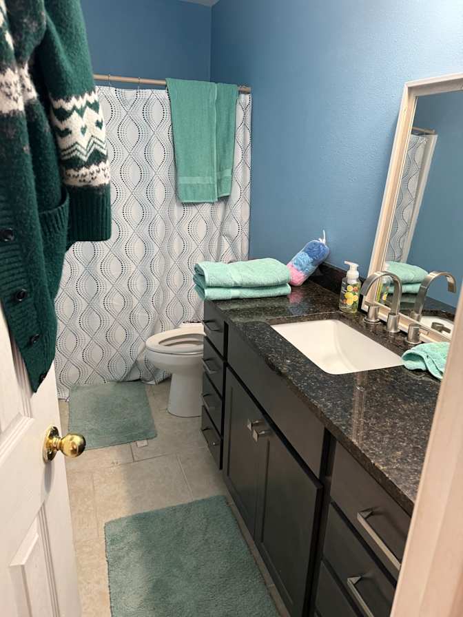 chris's room