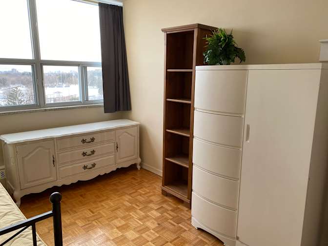 Cher's room