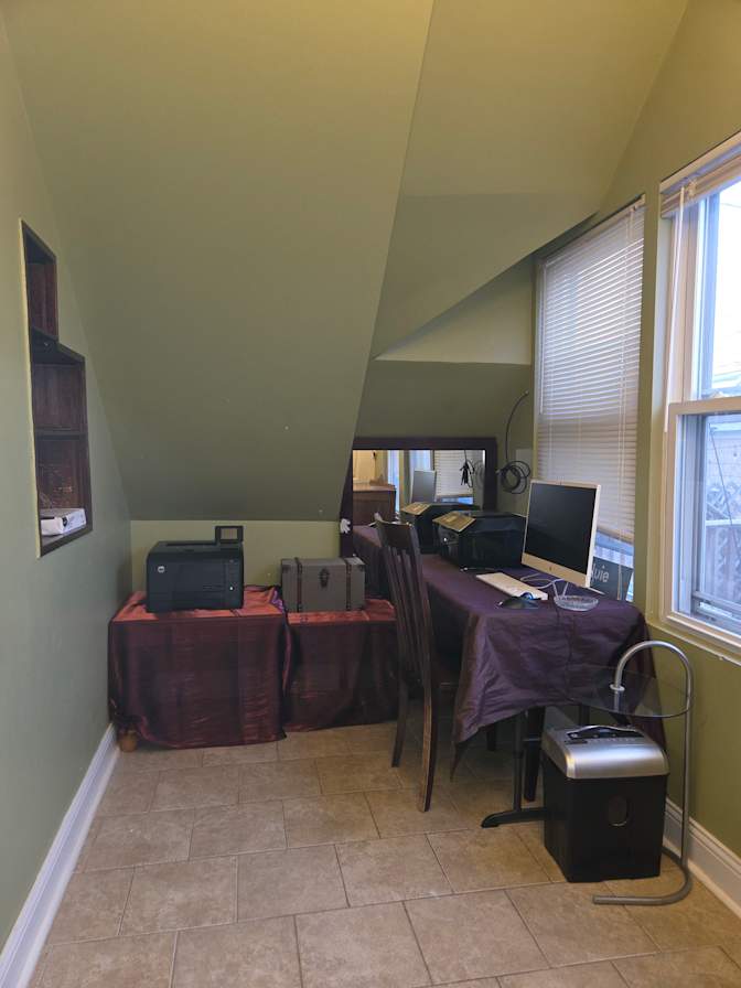 Traci's room