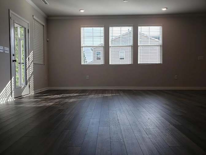 Alcove Rooms's room