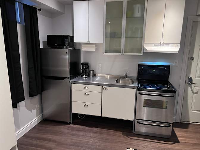 Nick Sarkovski's room