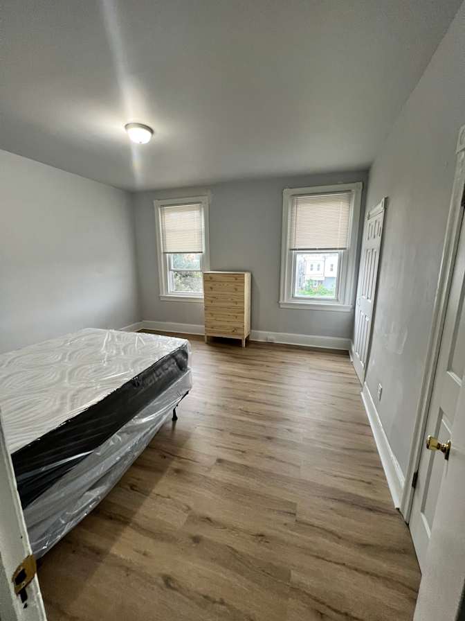 Winston's room