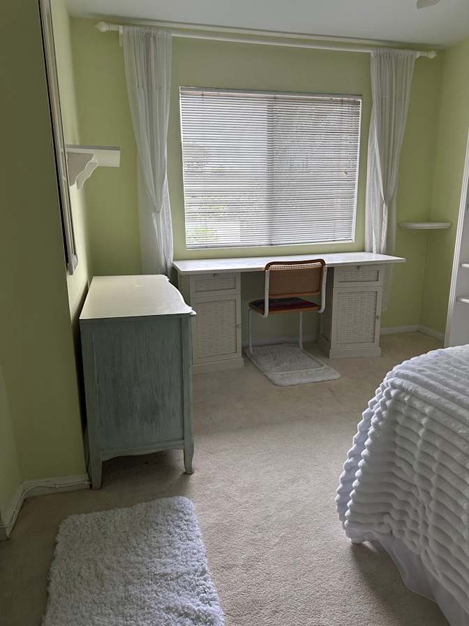Aly's room