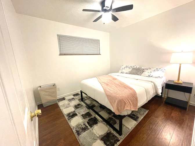 joe's room