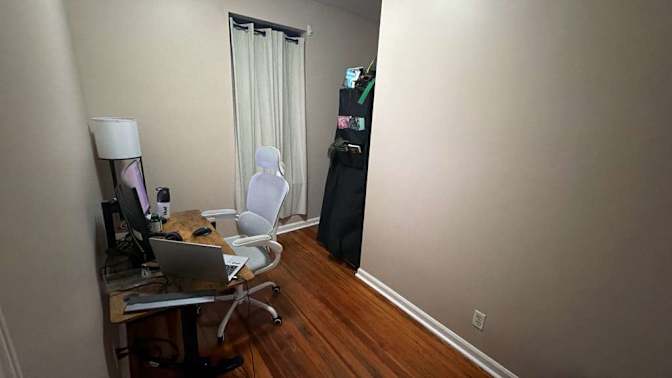 Padmapriya Natarajan's room