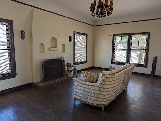 Oscar's room