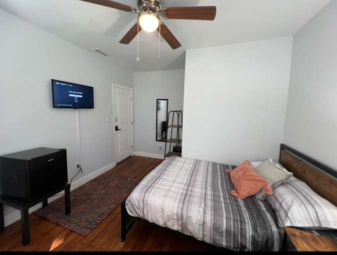 PadSplit's room