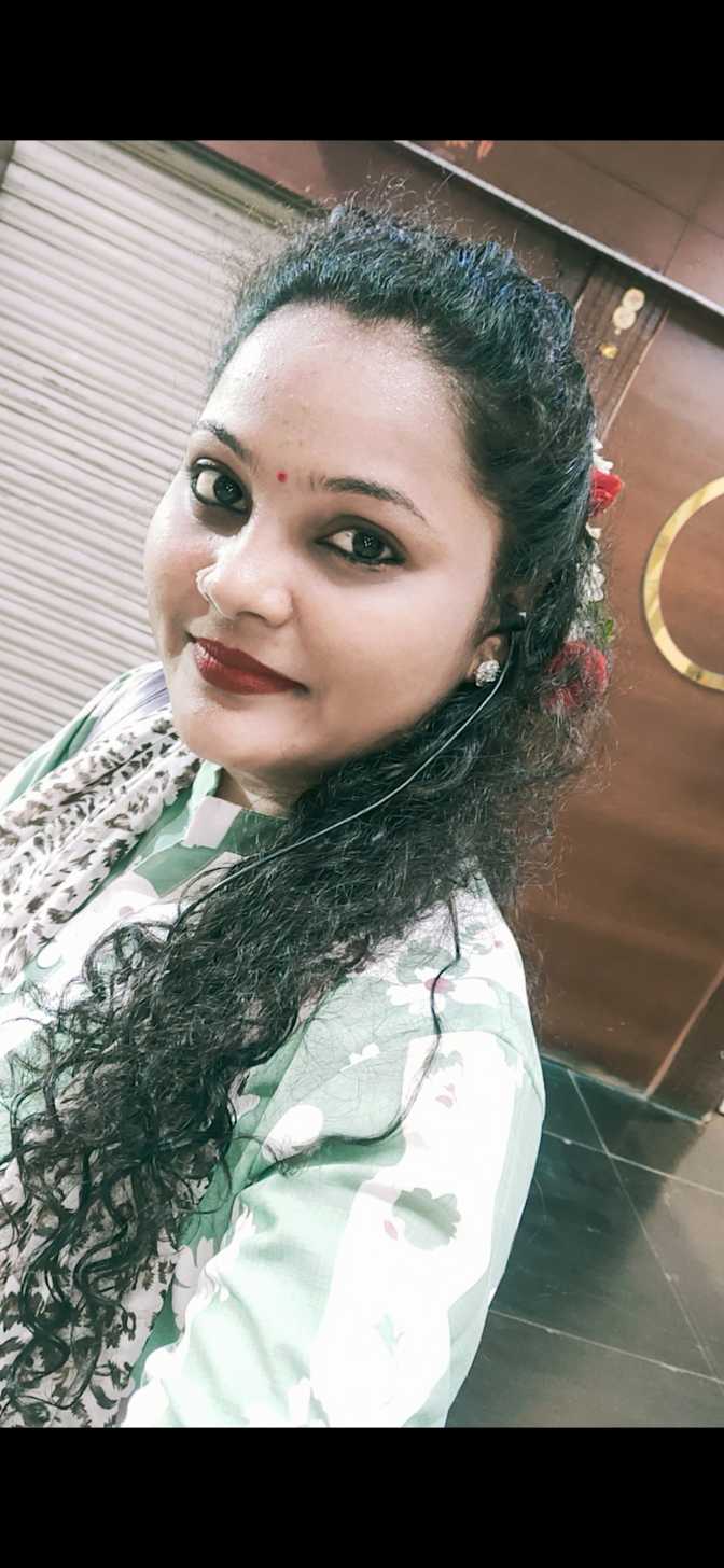 Seema dabhade
