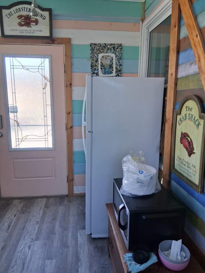 Glenda Elkins's room