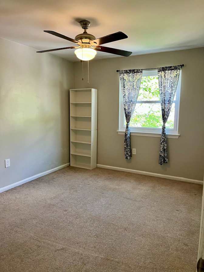 AhXul's room