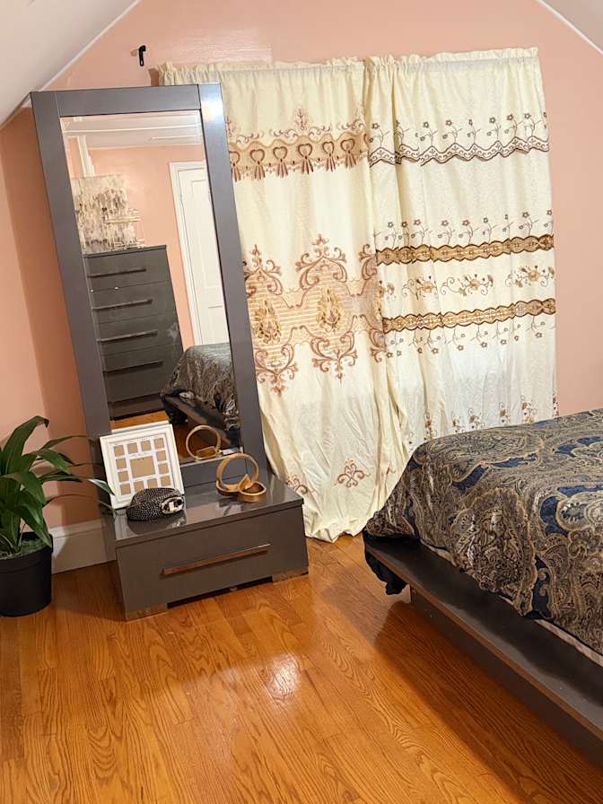 Charlene Duval's room
