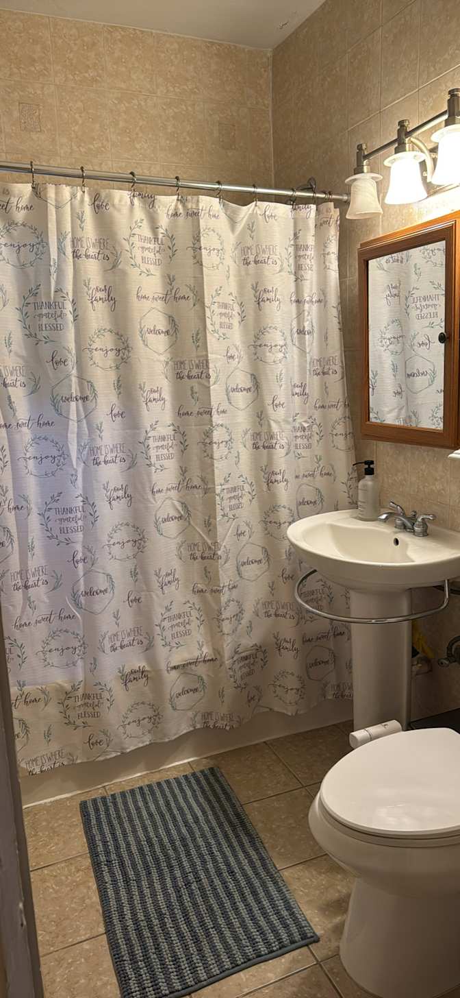 Yasemin's room