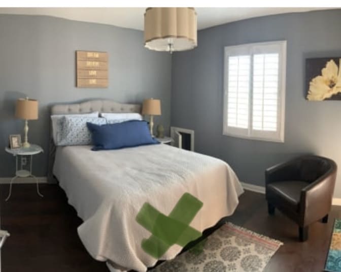 Gloria's room