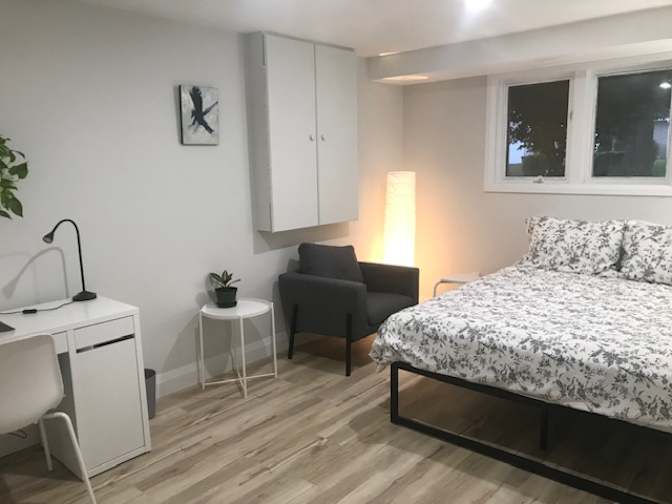 Furnished Room in Dunnville's room