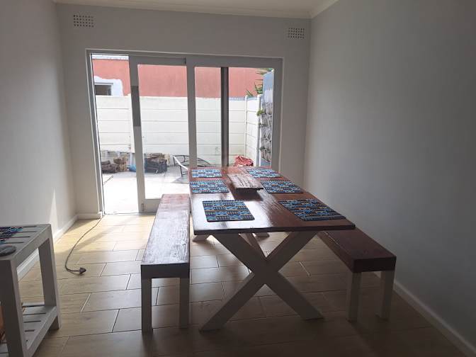Redowaan's room