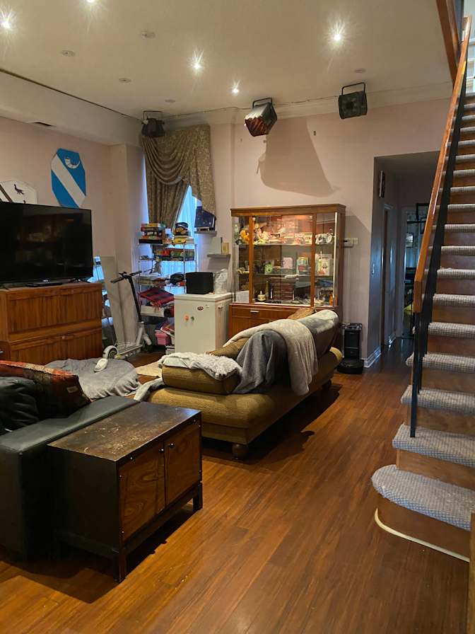 Solange's room