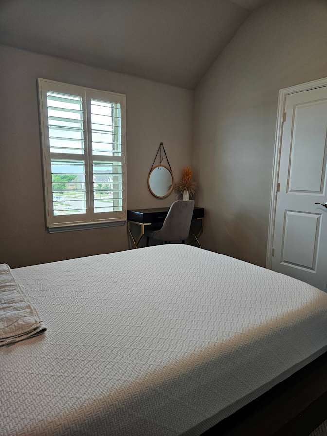 Kate's room