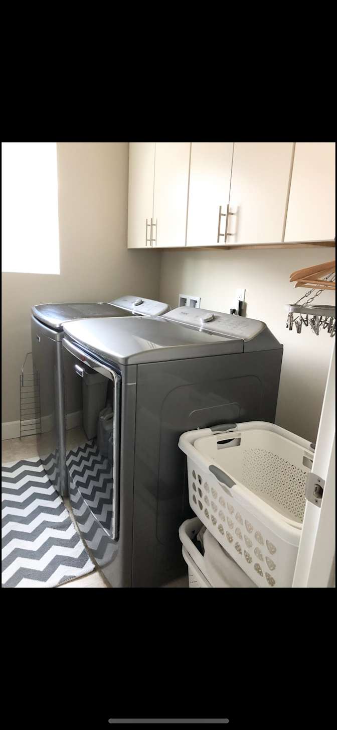 South Hill Home's room