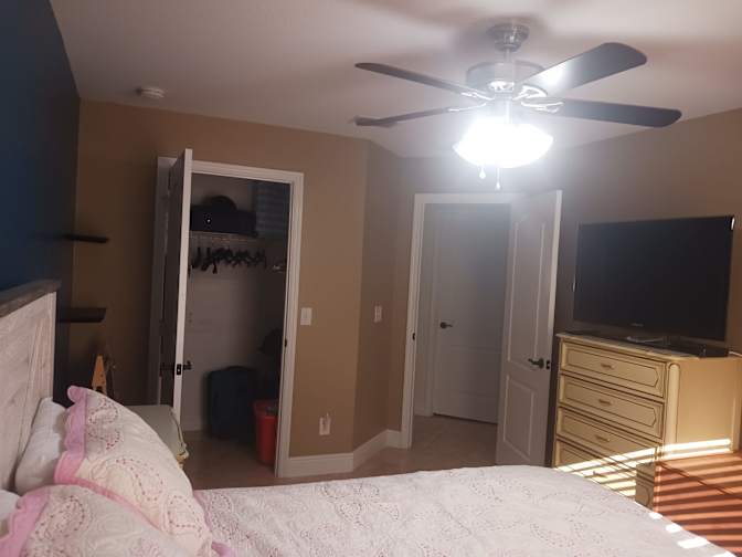 Nako's room