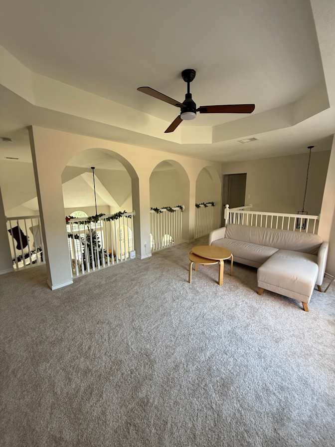 Carlos's room