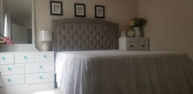 Sandy's room