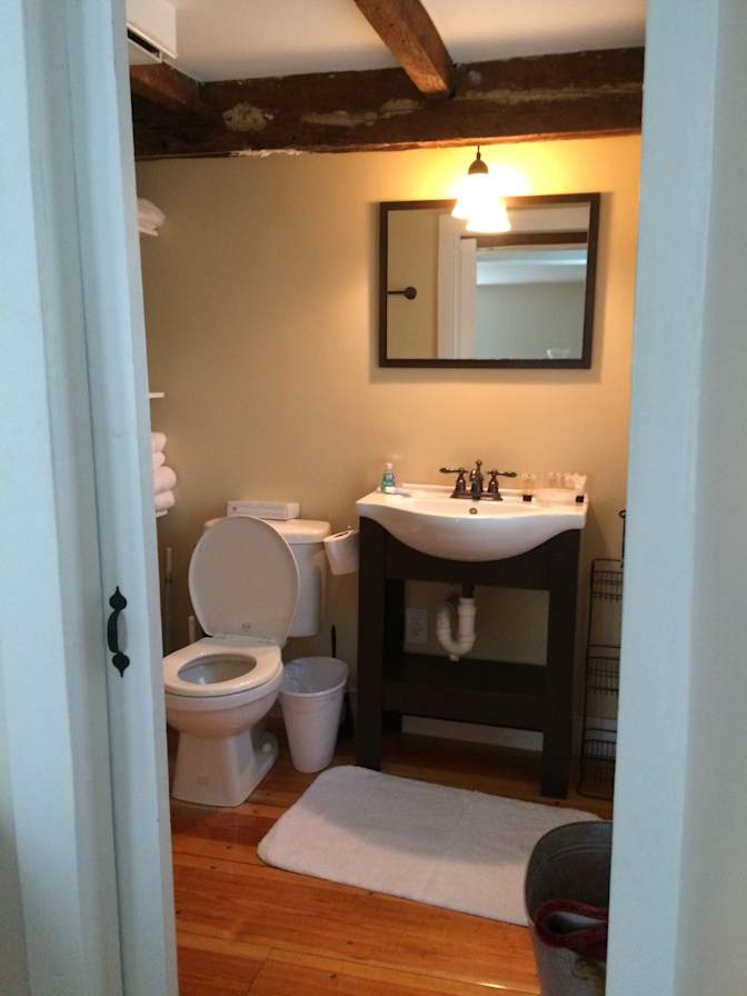CRG Properties's room