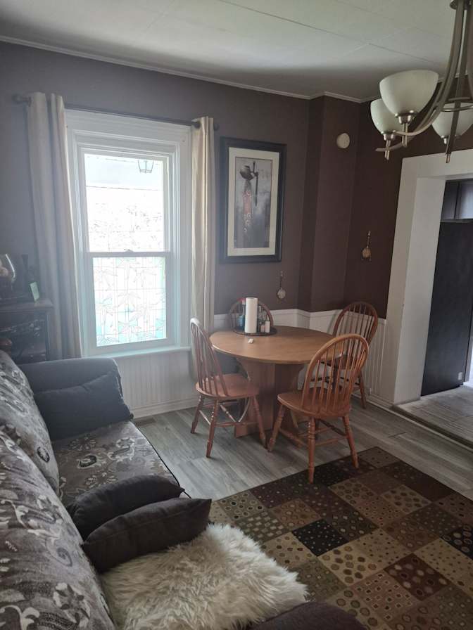 Danoski's room