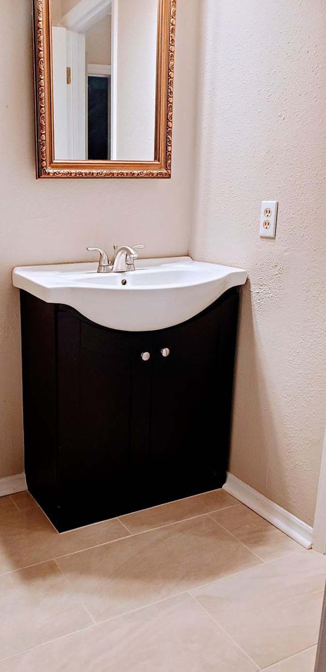 Alcove Rooms's room