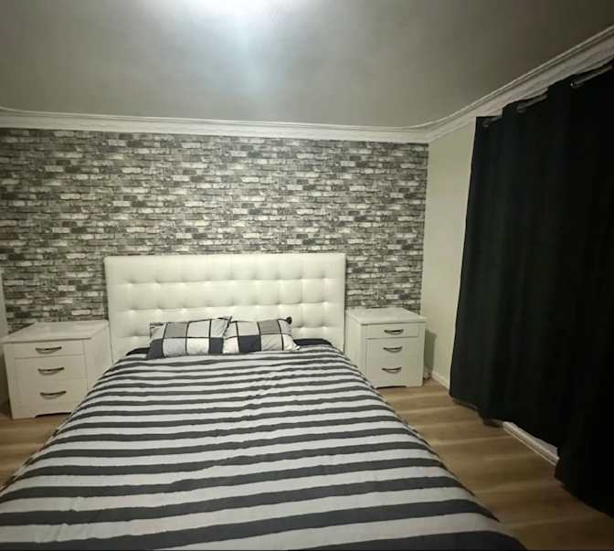 Jeanette's room