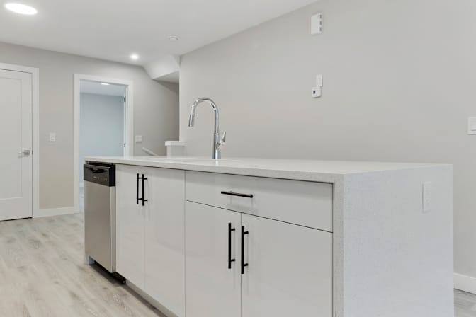 Emerald properties's room