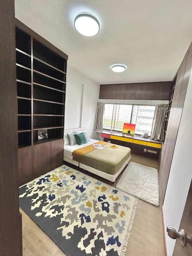 VVA EI's room