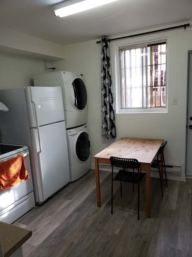 LEI XU's room