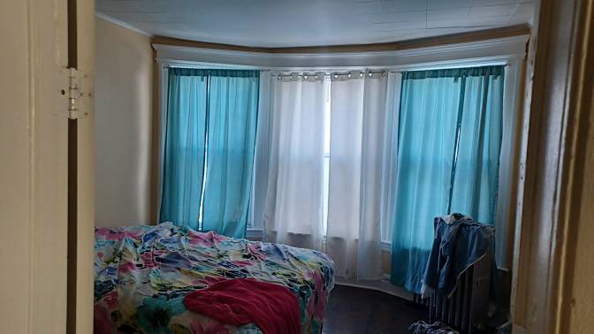 Alterik Finney's room
