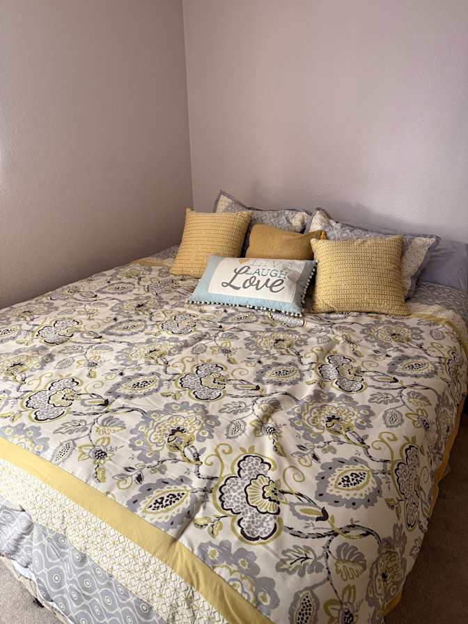 Loraine's room