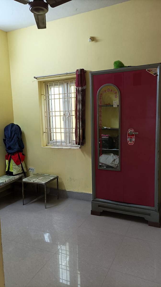 Akalya's room