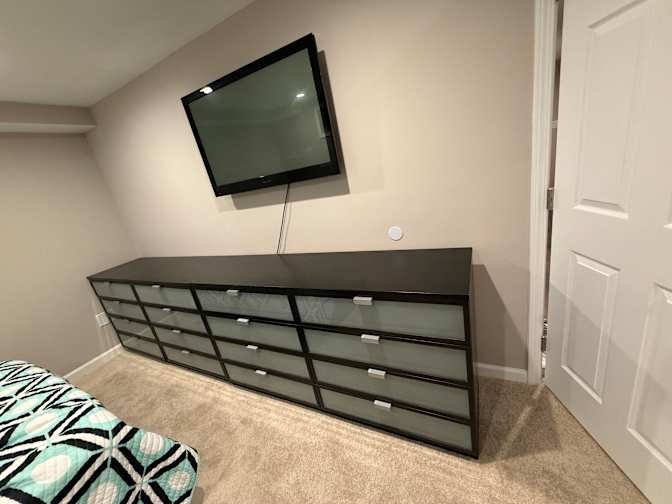 Khali A's room