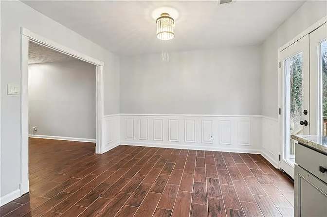 Alcove Rooms's room