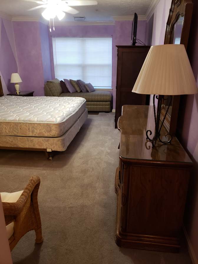 Lauren's room