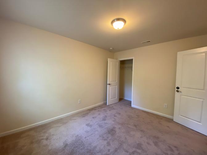 Alcove Rooms's room